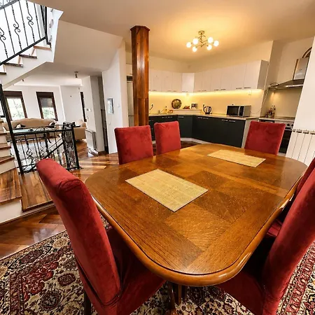 Villa Prestige Old Town *